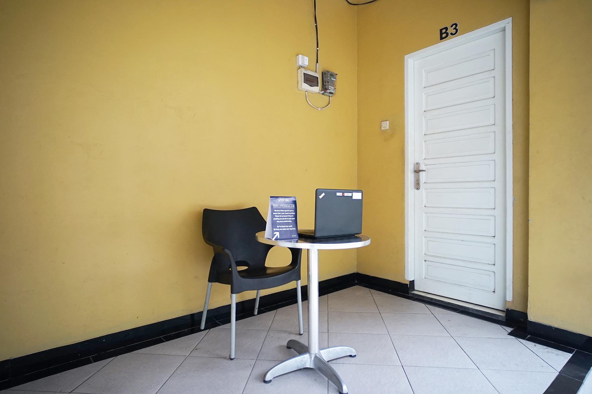 Spot On 2729 Marzan Syariah Guest House Balikpapan  Exterior photo